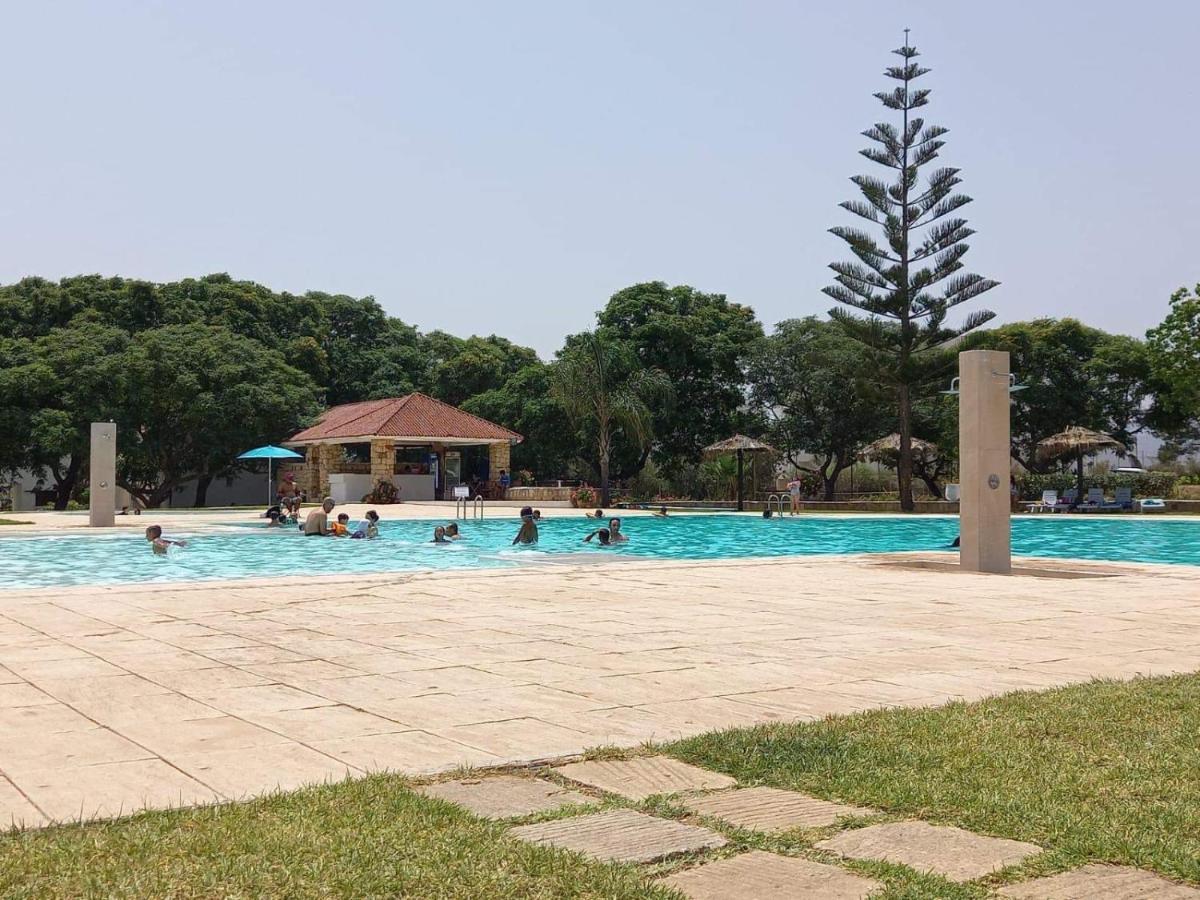 Magnifique Villa Duplex Au Bord De La Piscine Tétouan Exterior foto